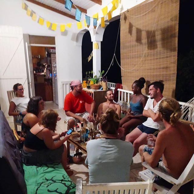 Happy Hippies House Apartment Sainte-Rose Ngoại thất bức ảnh