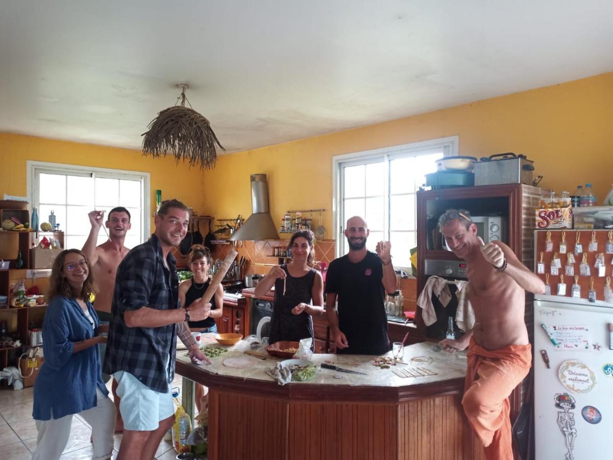 Happy Hippies House Apartment Sainte-Rose Ngoại thất bức ảnh