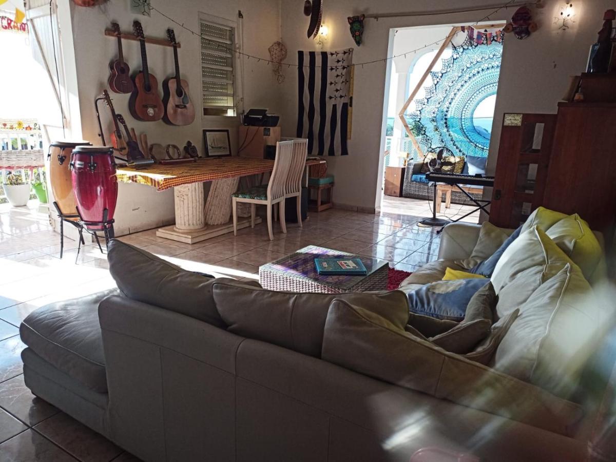 Happy Hippies House Apartment Sainte-Rose Ngoại thất bức ảnh
